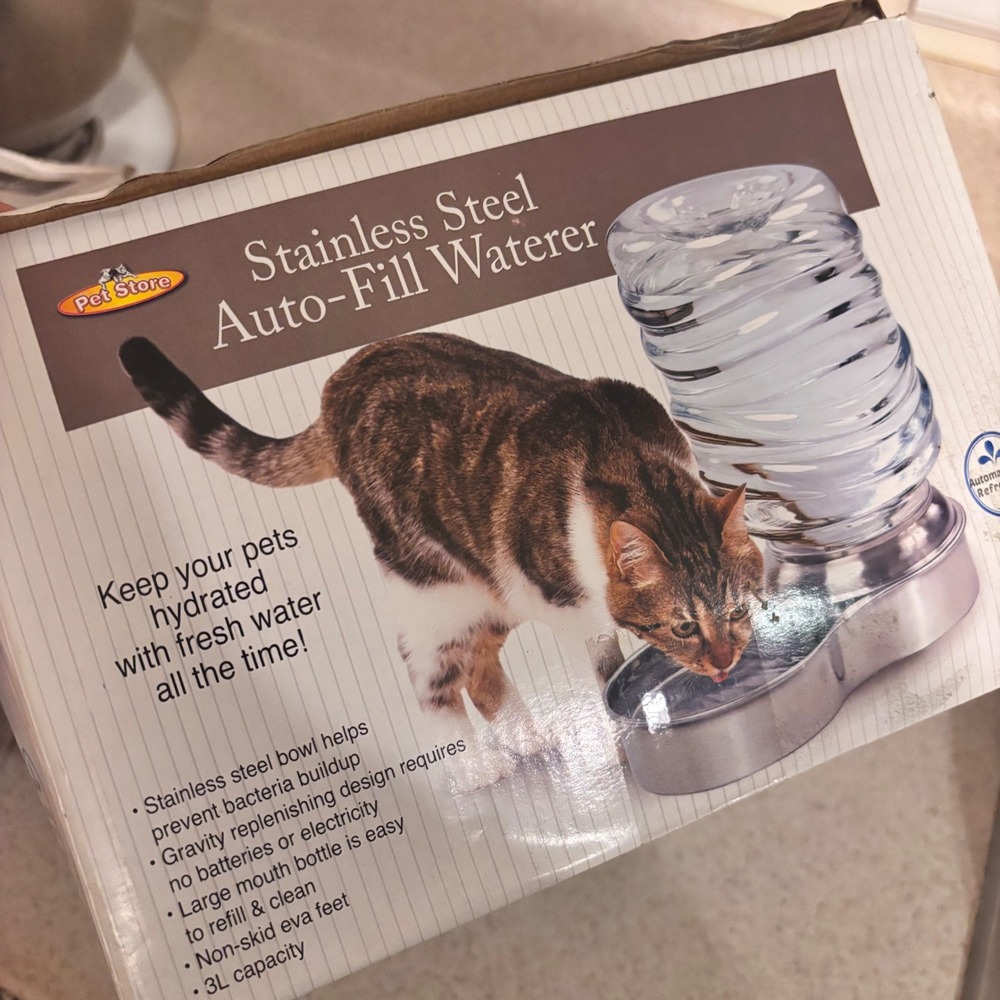 Pet Store Stainless Steel Auto-Fill Waterer Gravity Pet Bowl for Cats and Dogs
